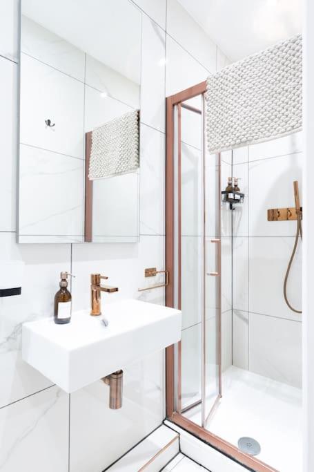 Stunning Boutique Flat In Central Location - Beatrice Bath Dış mekan fotoğraf
